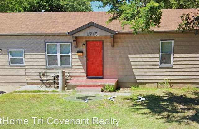 1715 NW Lindy