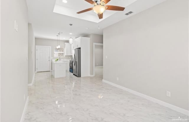 2713 E Israel Avenue