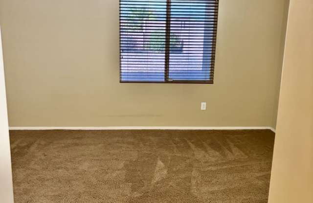 1147 East Empire Canyon