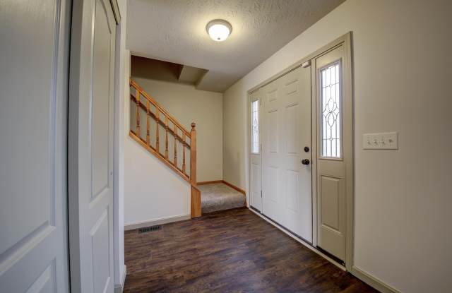 1040 Bloomfield Court