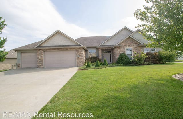 2302 Port Townsend Ct - 2302 Port Townsend Ct, Columbia, MO 65203