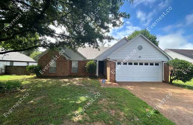 3320 Kenbridge Dr