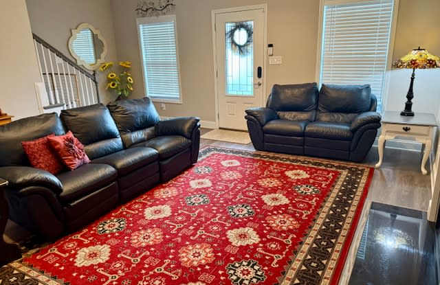 7467 Emory Orchard Lane