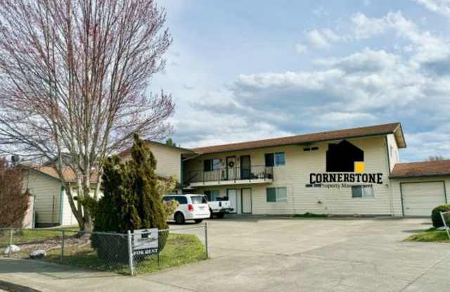 1815 Medart Lane