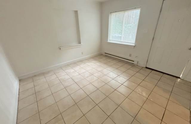 9554 14th Bay Street