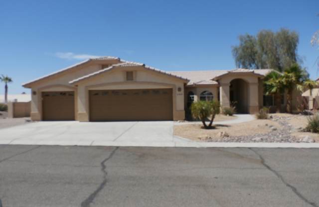 2304 Buckingham Blvd