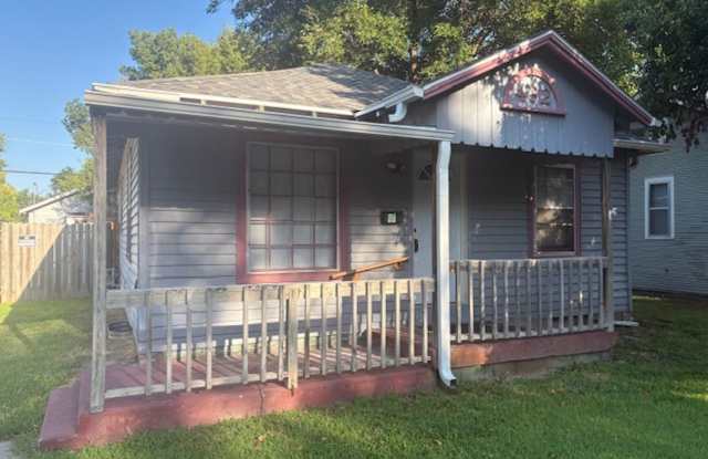 2 bed/1 bath