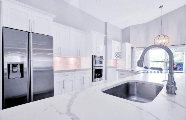 1350 Longlea Terrace