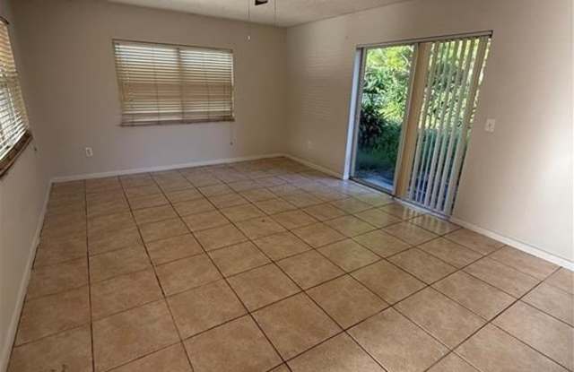 5820 Algiers St lot: 7