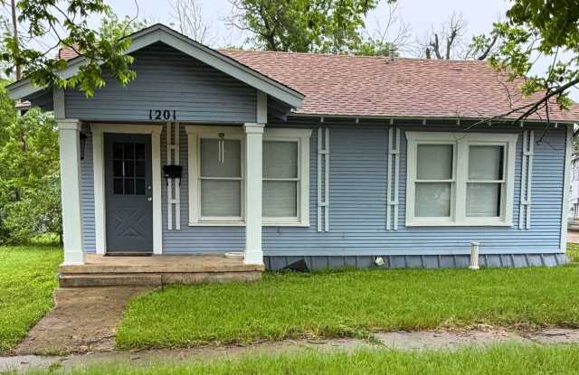 Charming 2-bedroom, 1-bath home