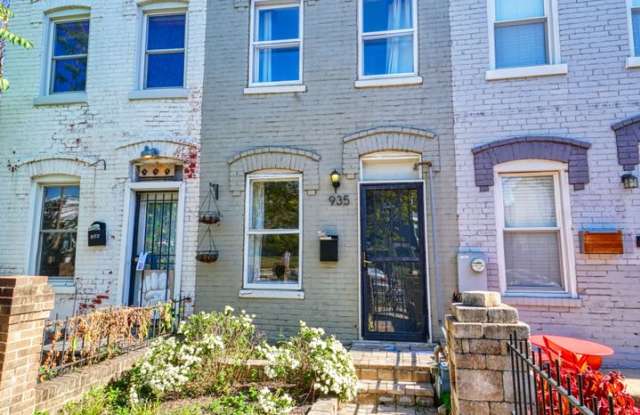 Two-level townhome in the exciting H Street Corridor neighborhood!