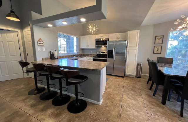 255 S KYRENE Road unit: 231