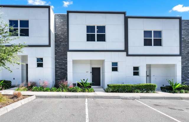 637 TRIKOMO DRIVE DRIVE