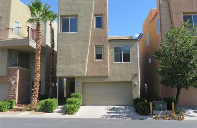 9342 Autumn View Avenue