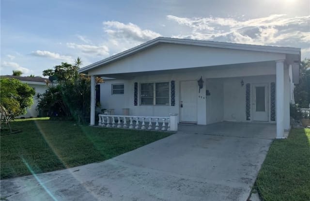 955 NW 69th Ave - 955 Northwest 69th Avenue, Margate, FL 33063