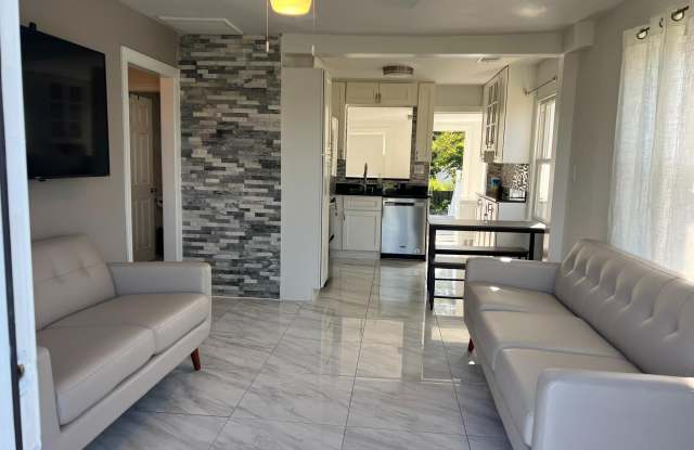 4227 PRINCE WILLIAM Parkway