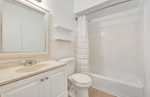 4525 Northeast 21st Avenue