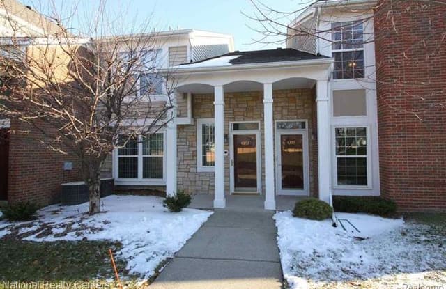 4363 BERKSHIRE - 4363 Berkshire Drive, Sterling Heights, MI 48314