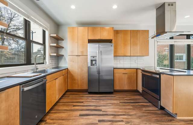 Modern and welcoming 3 bed 2.5 bath downtown retreat with second story balcony.