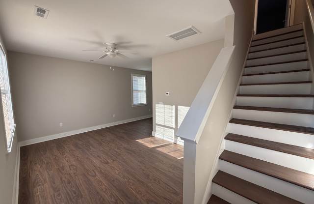 137 Diver Drive Unit A