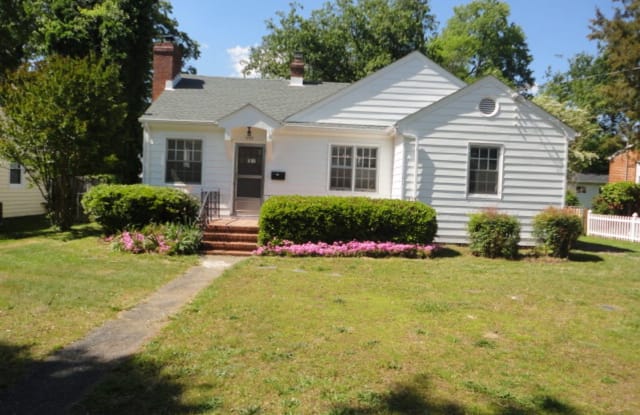 2710 Kenwood Ave - 2710 Kenwood Avenue, Lakeside, VA 23228