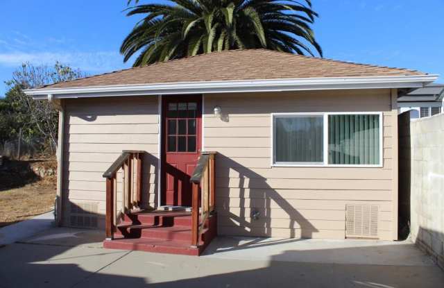 1Bed/1Bath in Vista~ E. California