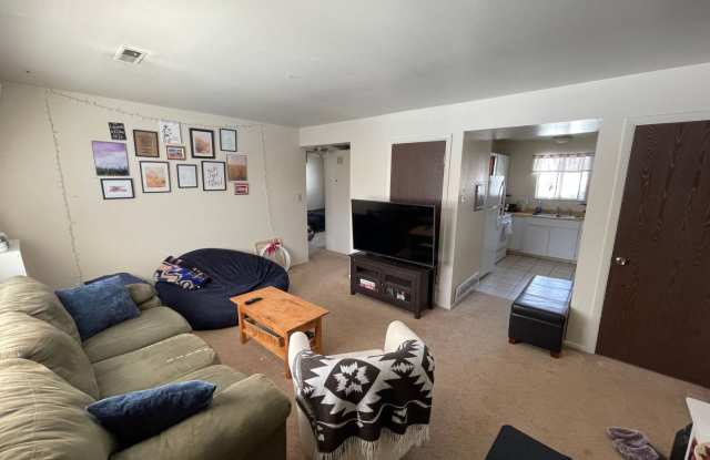 Upper Level 2 Bedroom 1 Bath