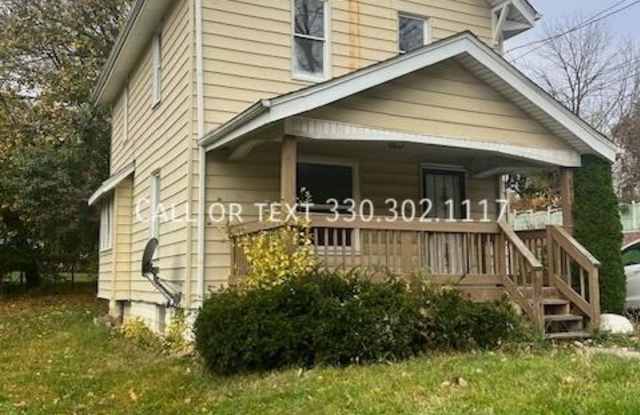 856 East Ave