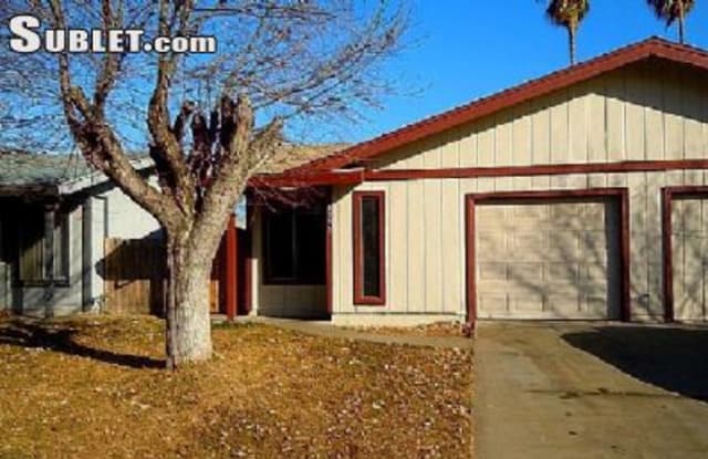 3025 Blue Star Ct - 3025 Bluestar Court, Rancho Cordova, CA 95670