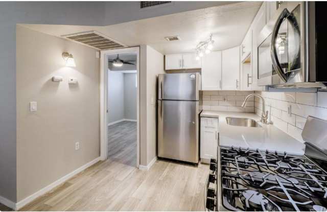 Element on 38th - Affordable  Renovated Living in Arcadia Lite!