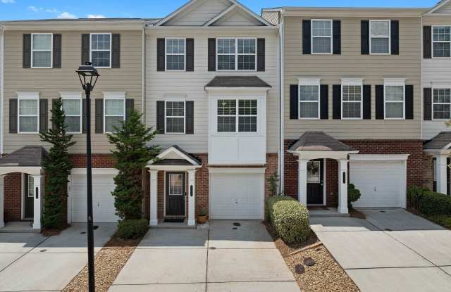 2480 Ivey Crest Circle