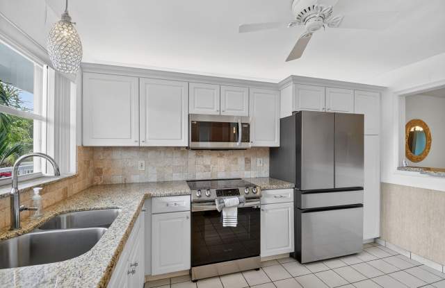 2016 S Federal Highway