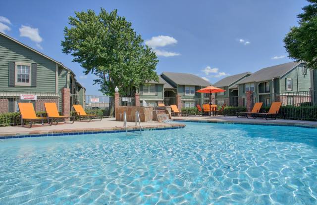 The Arbors Of Burleson