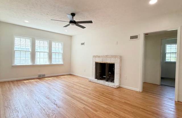 Newly Remodeled 3 Bedroom! Coming Soon!