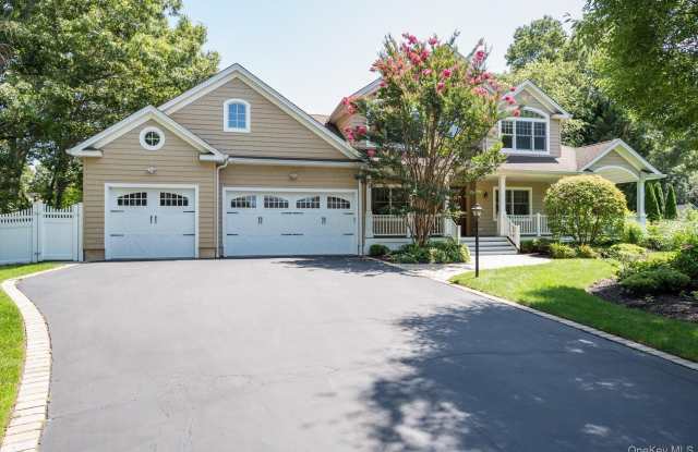 12 Glenridge Lane