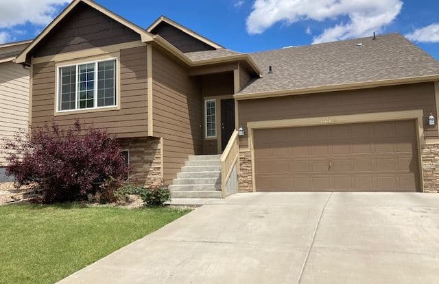 2220 Woodbury Ln. - 2220 Woodbury Lane, Fort Collins, CO 80524