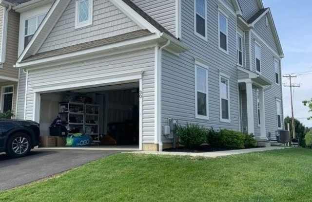 30 S TOMPKINS Square