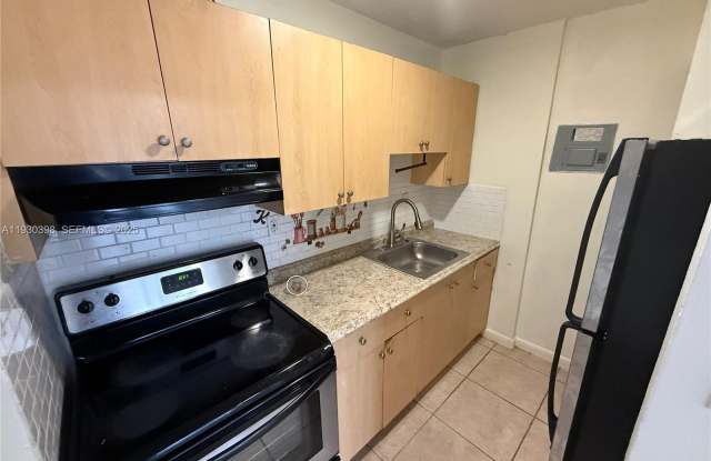 Photo of 740 NW 45th Ave