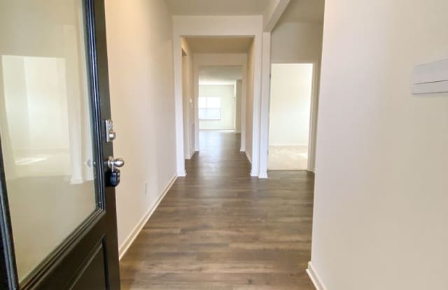 3 bed, 2 bath in Oakland built in 2023