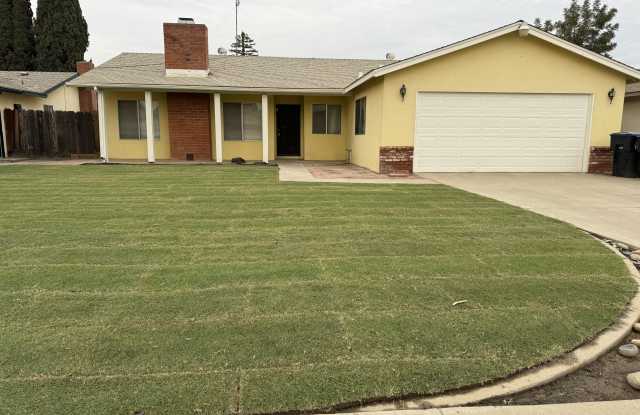 1819 South Cindy Court