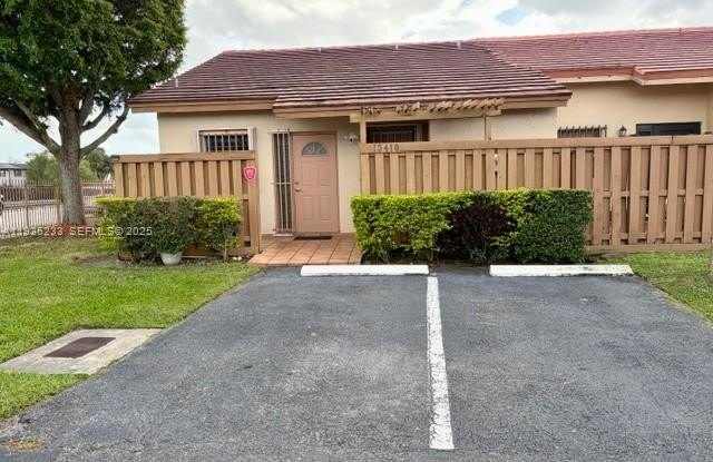 Photo of 13410 SW 16th Ln