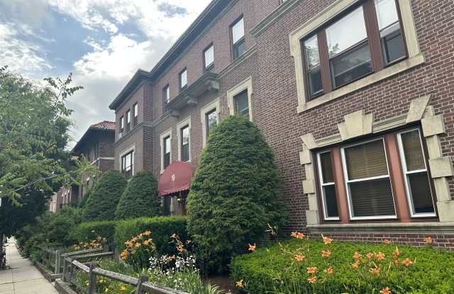 19 South St