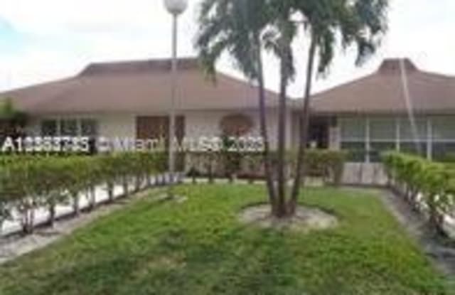 8205 NW 61st St - 8205 Northwest 61st Street, Tamarac, FL 33321