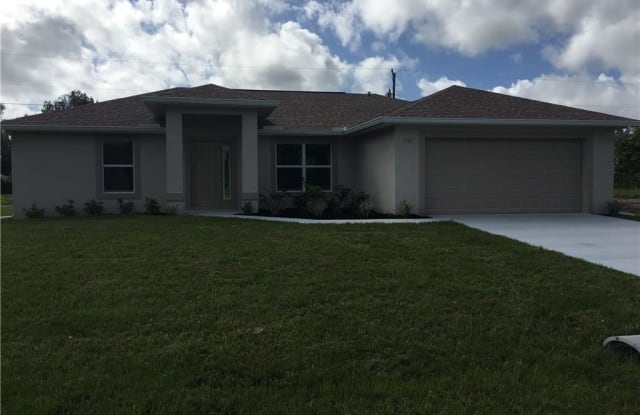 1740 SW 2nd TER - 1740 Southwest 2nd Terrace, Cape Coral, FL 33991