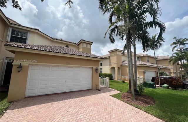 11316 NW 54th Ter - 11316 Northwest 54th Terrace, Doral, FL 33178