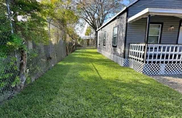 Photo of MOVE-IN SPECIAL! $500 Deposit + $500 First Month’s Rent!