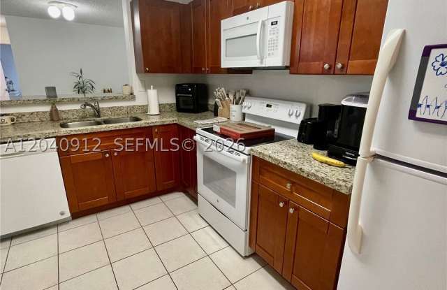 11229 W Atlantic Blvd