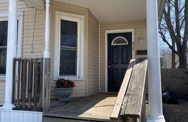 608 Fremont Avenue Northwest