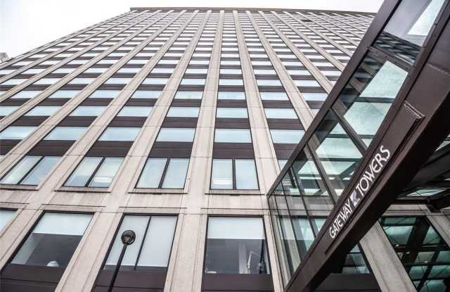 320 Fort Duquesne Blvd