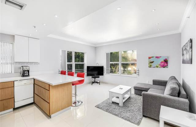 1542 Drexel Ave